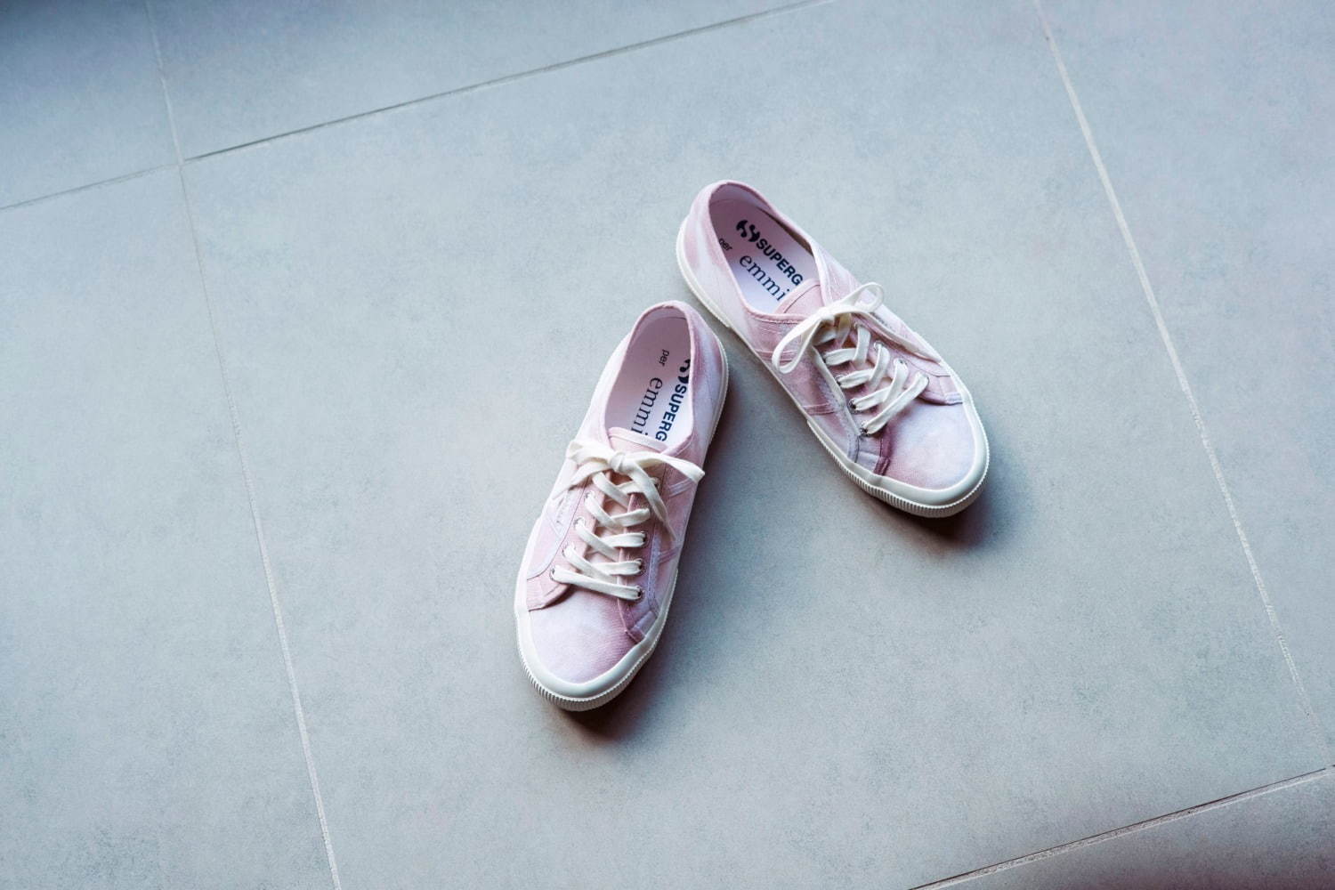 エミ(emmi), スペルガ(SUPERGA) 2750｜写真1