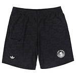 アディダス オリジナルス×ロンドン発ラジオ局、ユニフォーム着想Tシャツ＆ショーツなど｜写真11