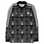 アディダス オリジナルス×ロンドン発ラジオ局、ユニフォーム着想Tシャツ＆ショーツなど｜写真18