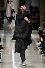 ジョルジオ アルマーニ 2020年ウィメンズリゾートコレクション - 島国・日本にオマージュを捧ぐ｜写真1