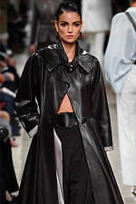 ジョルジオ アルマーニ 2020年ウィメンズリゾートコレクション - 島国・日本にオマージュを捧ぐ｜写真18