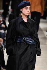 ジョルジオ アルマーニ 2020年ウィメンズリゾートコレクション - 島国・日本にオマージュを捧ぐ｜写真93