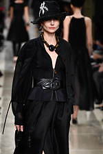 ジョルジオ アルマーニ 2020年ウィメンズリゾートコレクション - 島国・日本にオマージュを捧ぐ｜写真98