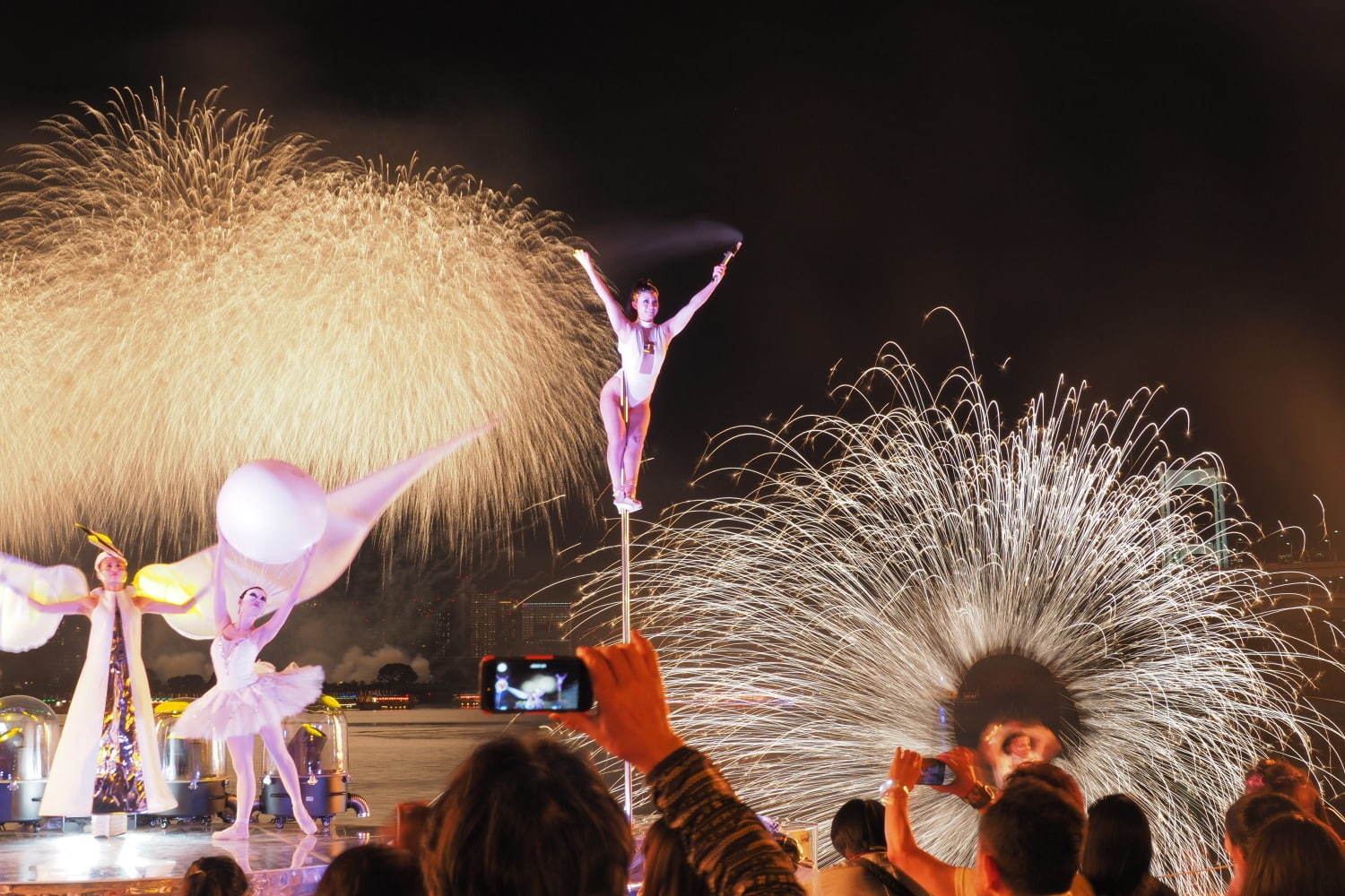 未来型花火「スターアイランド 2019」豊洲で開催、伝統×テクノロジーの花火エンターテイメント｜写真7