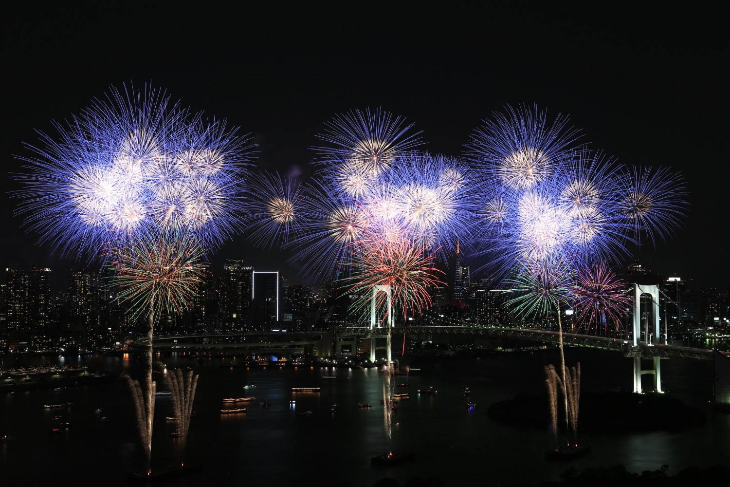 未来型花火「スターアイランド 2019」豊洲で開催、伝統×テクノロジーの花火エンターテイメント｜写真35