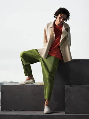 オム プリッセ イッセイ ミヤケ(HOMME PLISSÉ ISSEY MIYAKE) 2019-20年秋冬メンズコレクション  - 写真2