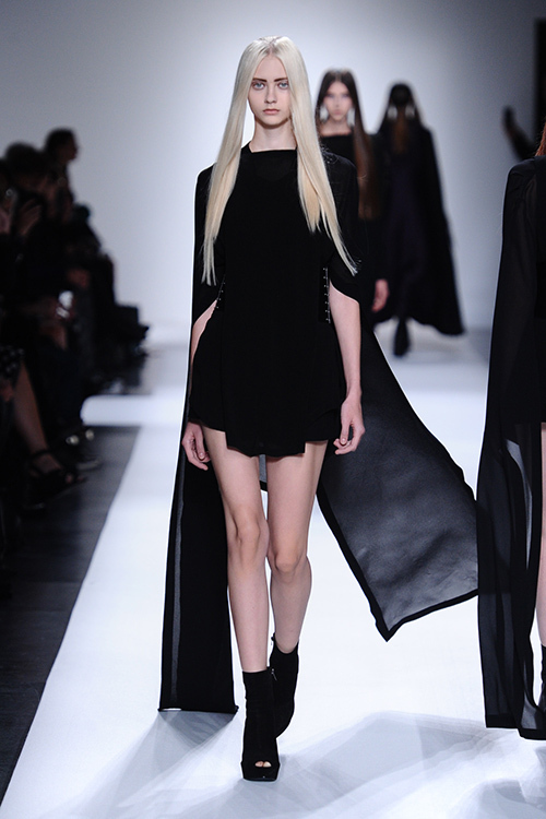 アン ドゥムルメステール(ANN DEMEULEMEESTER) 2013年春夏ウィメンズコレクション  - 写真1