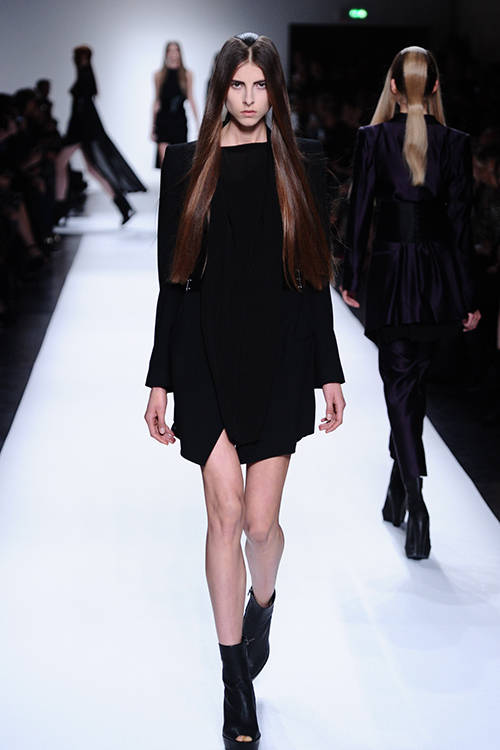 アン ドゥムルメステール(ANN DEMEULEMEESTER) 2013年春夏ウィメンズコレクション  - 写真3