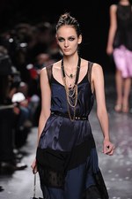 ニナ リッチ 2013年春夏コレクション - コケティッシュな魅力にあふれたパリモード｜写真23