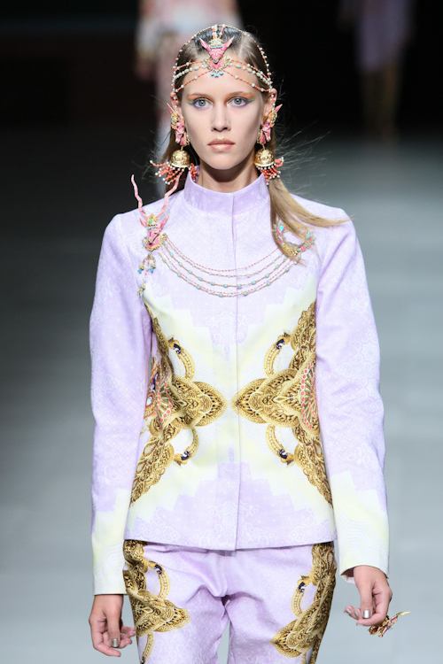 マニッシュ アローラ(manish arora) 2013年春夏ウィメンズコレクション  - 写真36