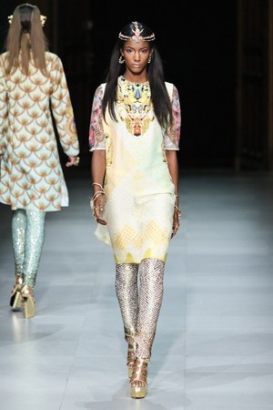 マニッシュ アローラ(manish arora) 2013年春夏ウィメンズコレクション  - 写真5