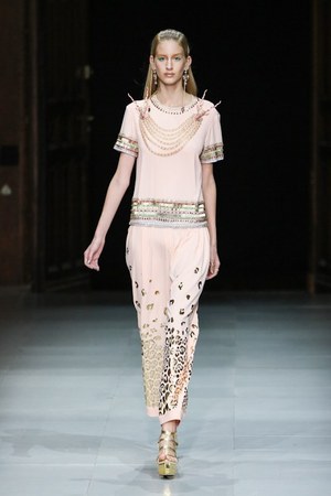 マニッシュ アローラ(manish arora) 2013年春夏ウィメンズコレクション  - 写真21