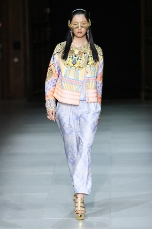 マニッシュ アローラ(manish arora) 2013年春夏ウィメンズコレクション  - 写真25