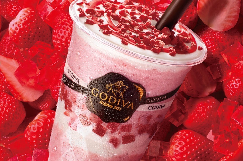 ゴディバ「ホワイトチョコレート ストロベリーデラックス」