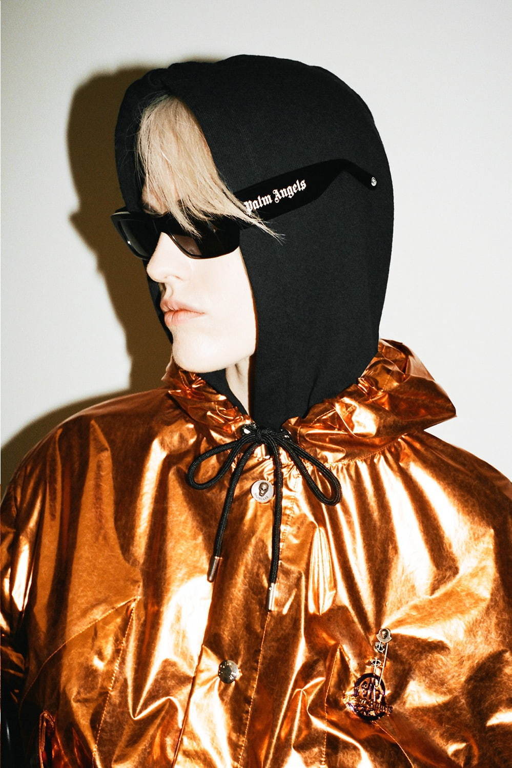 8 モンクレール パーム・エンジェルスの19秋冬シーズン - メタリック色ダウンジャケットなど｜写真7