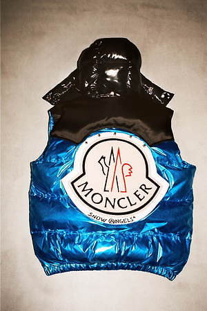 8 モンクレール パーム・エンジェルスの19秋冬シーズン - メタリック色ダウンジャケットなど｜写真3