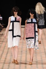 ジュリアン デイヴィッド 2013年春夏コレクション - 思春期の自分探しの旅を愛らしく表現｜写真29