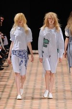 ジュリアン デイヴィッド 2013年春夏コレクション - 思春期の自分探しの旅を愛らしく表現｜写真41