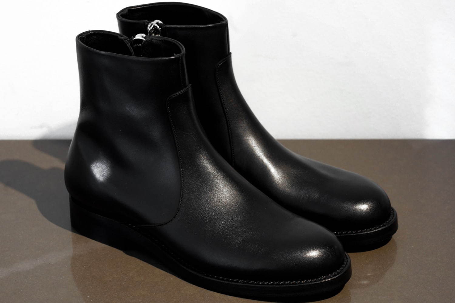 LONGZIPBOOTS 68,000円＋税