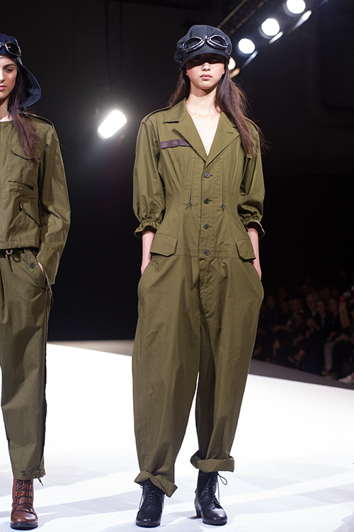 ヨウジヤマモト(Yohji Yamamoto) 2013年春夏ウィメンズコレクション  - 写真20