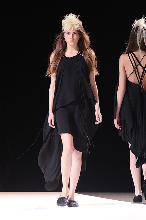 ヨウジヤマモト(Yohji Yamamoto) 2013年春夏ウィメンズコレクション  - 写真37