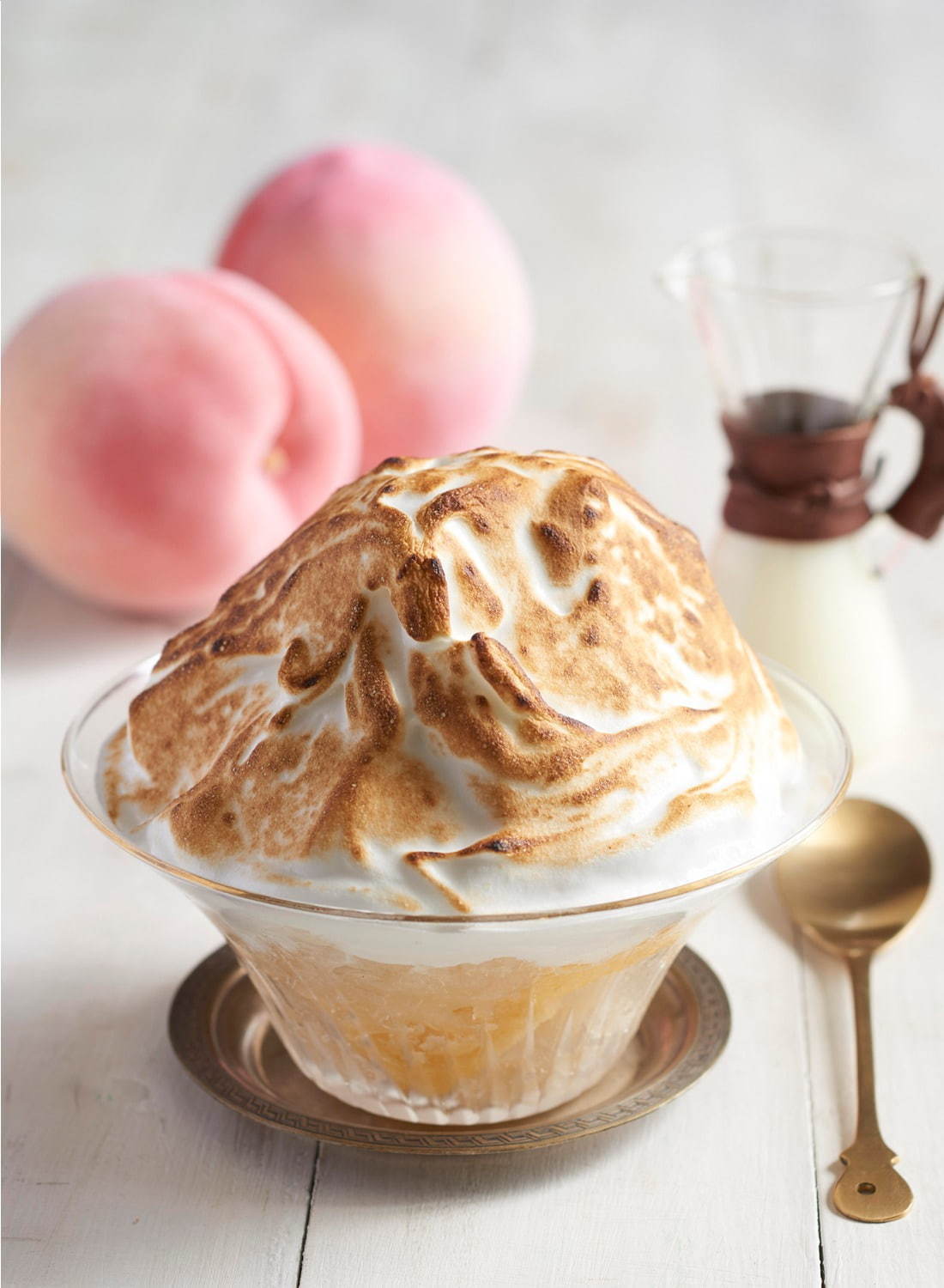 キハチ カフェ(KIHACHI CAFÉ) 桃のミルク焼きかき氷｜写真1