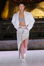 アレキサンダー ワン 2020年春夏ウィメンズコレクション、自信に溢れたリュクスなアクティブスタイル｜写真15