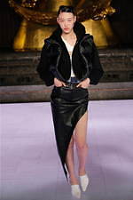 アレキサンダー ワン 2020年春夏ウィメンズコレクション、自信に溢れたリュクスなアクティブスタイル｜写真18