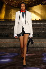 アレキサンダー ワン 2020年春夏ウィメンズコレクション、自信に溢れたリュクスなアクティブスタイル｜写真29