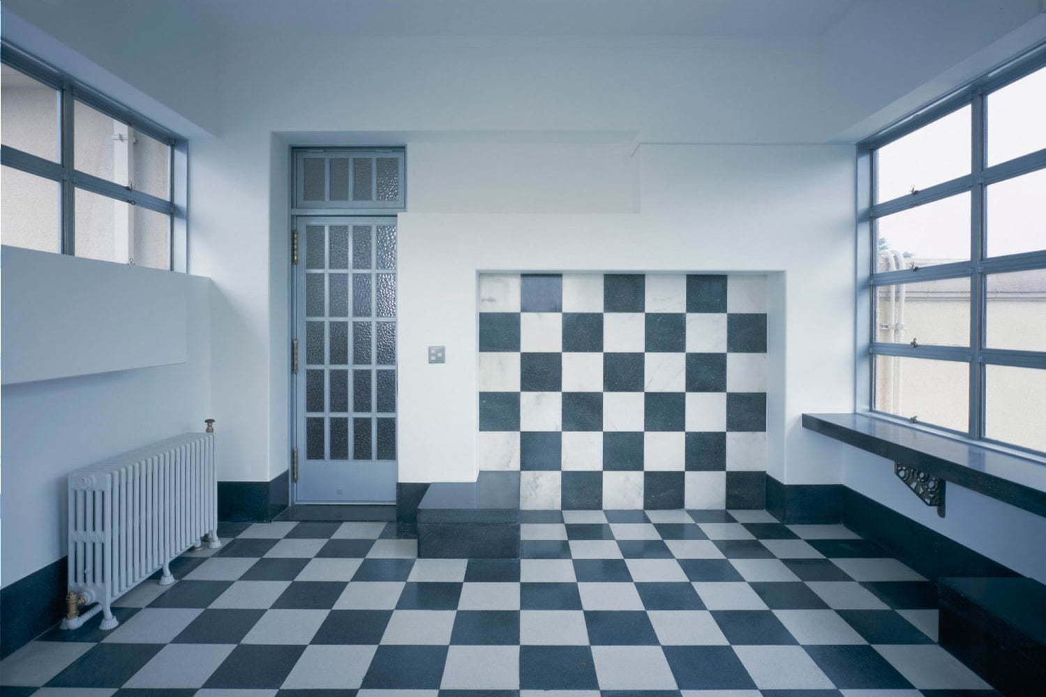 展覧会「1933年の室内装飾 朝香宮邸をめぐる建築素材と人びと」東京都庭園美術館で開催