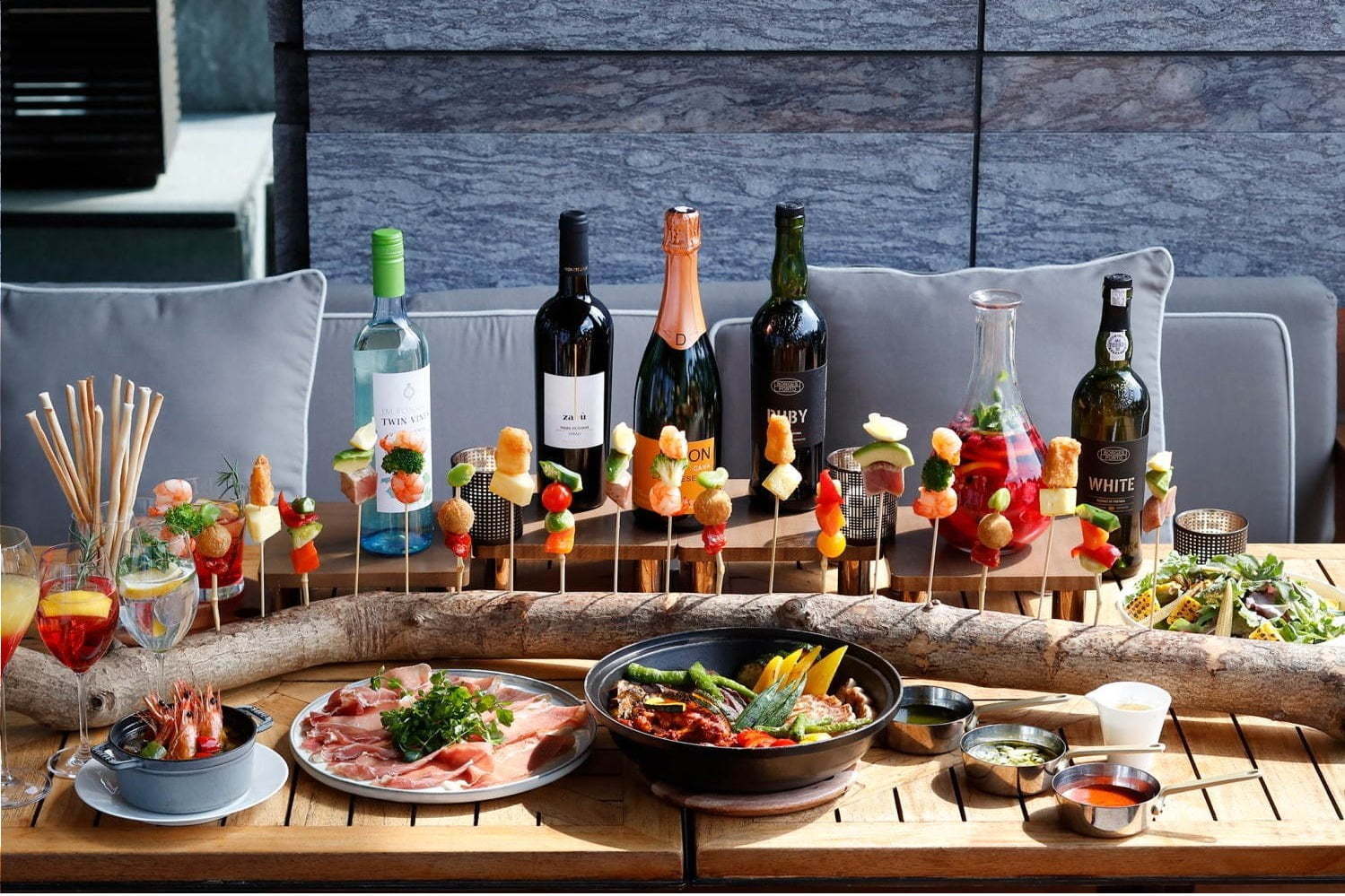 鉄板焼き｜“ラテンの夏”がテーマの「サマーテラスプラン」パレスホテル東京で、牛フィレ肉鉄板焼き＆夏カクテル