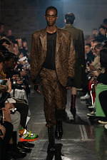 ジョン ローレンス サリバン 2020年春夏コレクション - インダストリアルな世界に反響するノイズ｜写真11