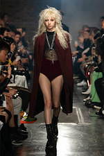 ジョン ローレンス サリバン 2020年春夏コレクション - インダストリアルな世界に反響するノイズ｜写真21