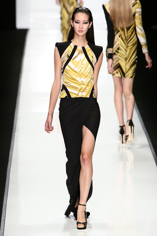 レオナール 2013年春夏<span>コレクション</span> - 写真16