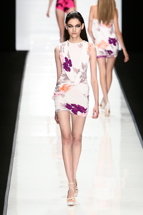 レオナール 2013年春夏<span>コレクション</span> - 写真26