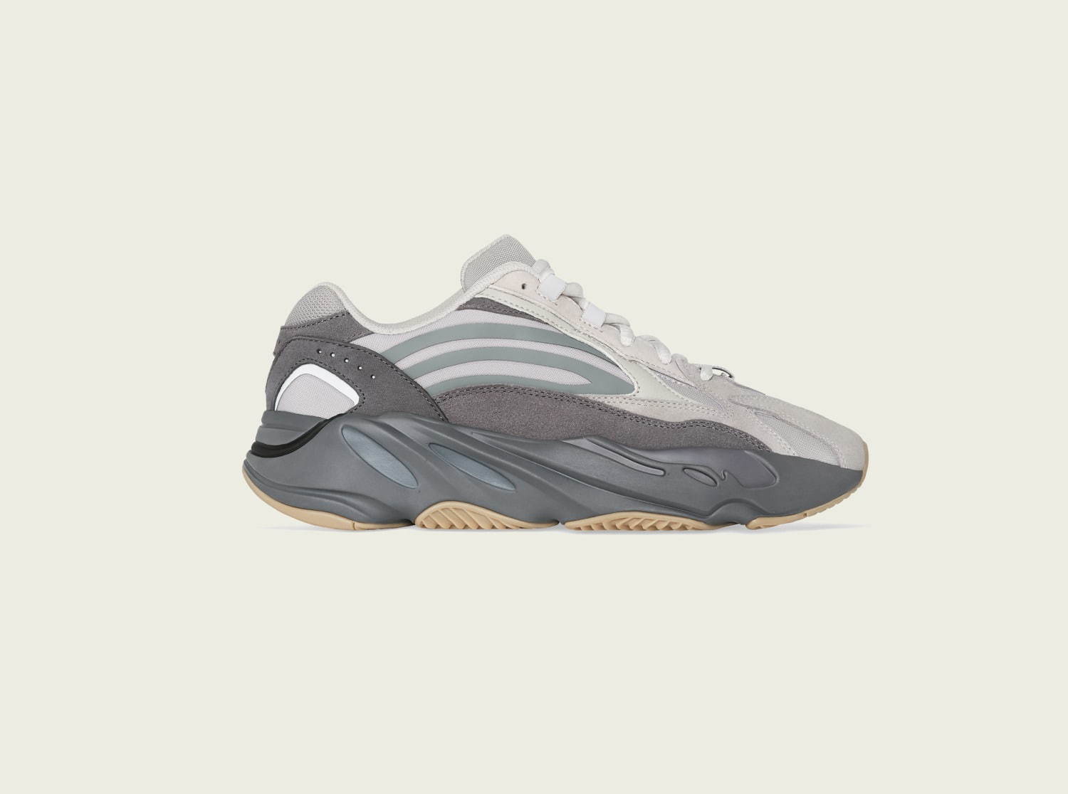 アディダス(adidas) YEEZY BOOST 700 V2｜写真4