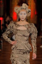 ヴィヴィアン・ウエストウッド ゴールドレーベル 2013年春夏コレクション - 気候改革｜写真9