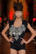 ヴィヴィアン・ウエストウッド ゴールドレーベル 2013年春夏コレクション - 気候改革｜写真11