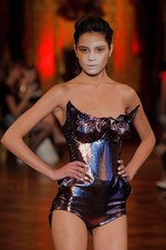 ヴィヴィアン・ウエストウッド ゴールドレーベル 2013年春夏コレクション - 気候改革｜写真38