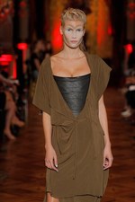 ヴィヴィアン・ウエストウッド ゴールドレーベル 2013年春夏コレクション - 気候改革｜写真49