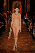 ヴィヴィアン・ウエストウッド ゴールドレーベル 2013年春夏コレクション - 気候改革｜写真72