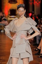 ヴィヴィアン・ウエストウッド ゴールドレーベル 2013年春夏コレクション - 気候改革｜写真99