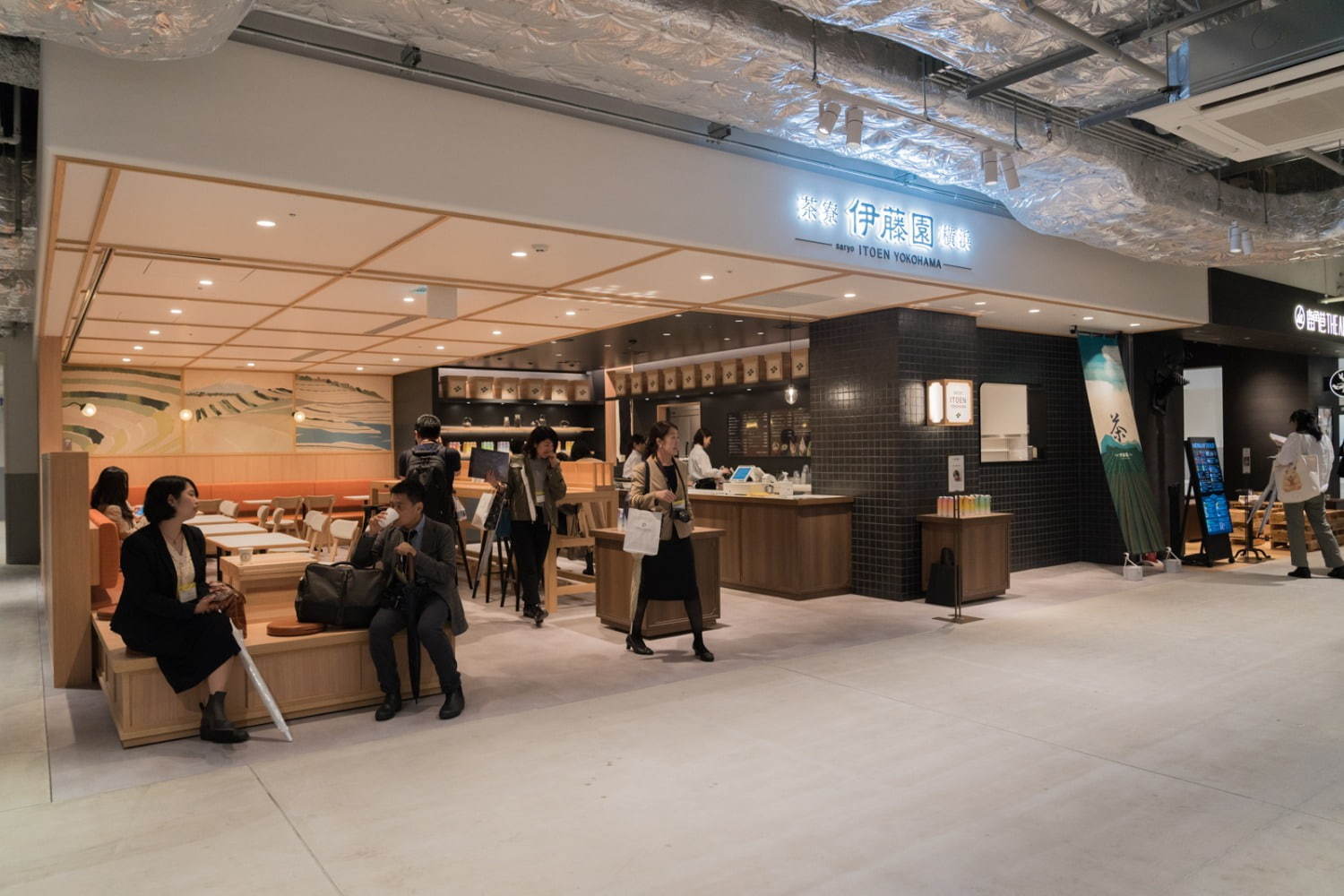 「横浜ハンマーヘッド」食がテーマの商業施設に国内初レストラン＆カフェ、ホテル＆客船ターミナルも｜写真47