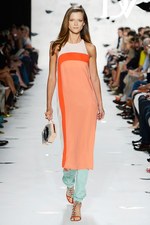 ダイアン フォン ファステンバーグ 2013年春夏コレクション - オリエンタルとモダンの融合｜写真18