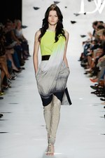 ダイアン フォン ファステンバーグ 2013年春夏コレクション - オリエンタルとモダンの融合｜写真38