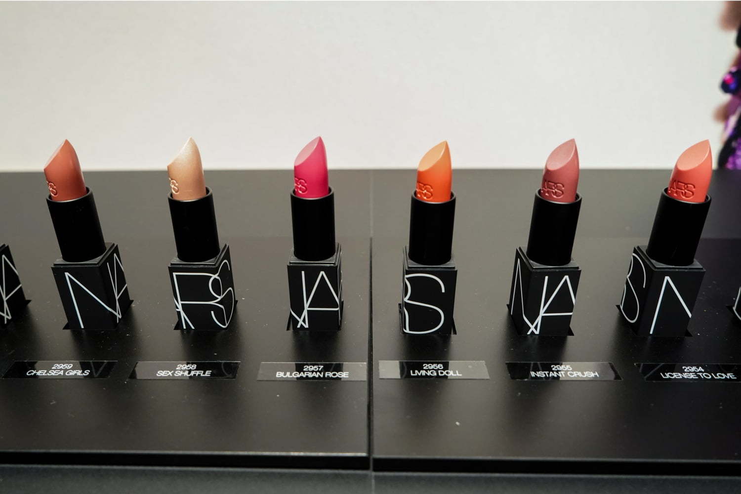 シアー｜NARS新作「リップスティック」“シアー・サテン・マット”な質感の全60色