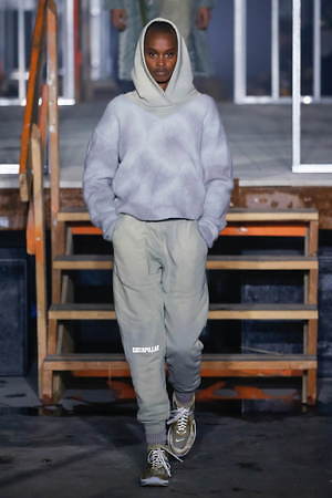 ジョン エリオット(John Elliott) 2019-20年秋冬ウィメンズ&メンズコレクション  - 写真17