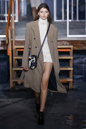 ジョン エリオット(John Elliott) 2019-20年秋冬ウィメンズ&メンズコレクション  - 写真45