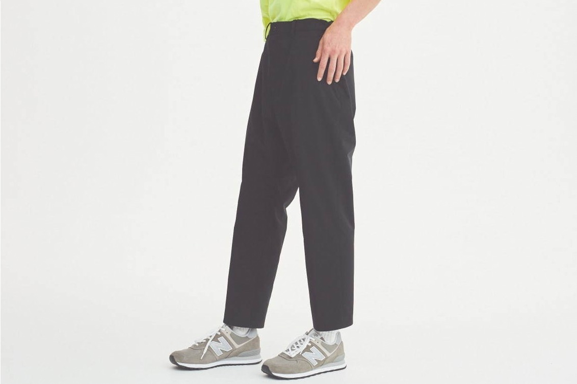 ニューバランス“シューズを美しく見せる”人気パンツ「ウエスト トゥ トウ」に新色＆新素材