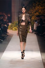 ロエベ 2013年春夏コレクション - ダリの妻ガラをミューズに魅惑のモダンラグジュアリー｜写真1